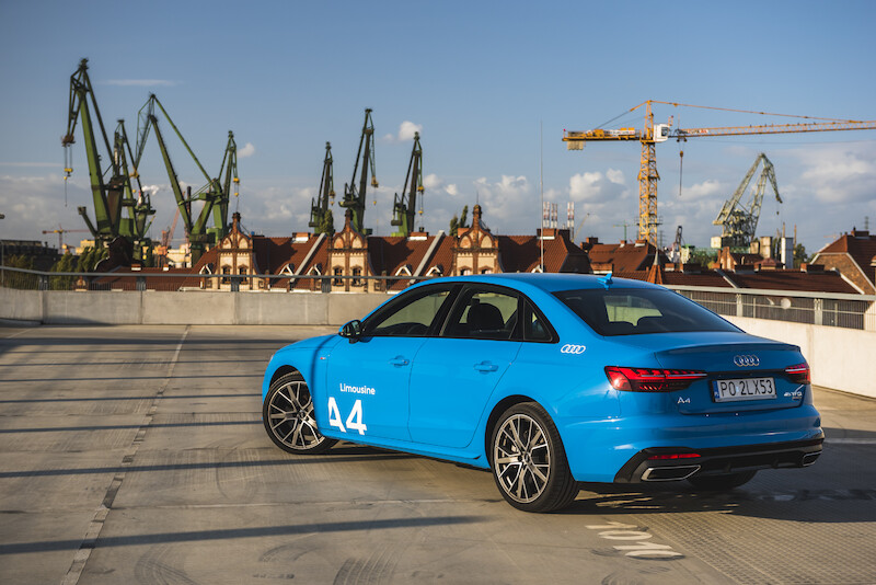 Audi A4 Limousine